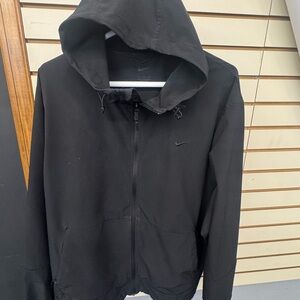 Nike Men's Black Windbreaker Jacket